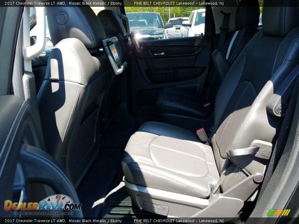2017 Chevrolet Traverse LT AWD Mosaic Black Metallic / Ebony Photo #6