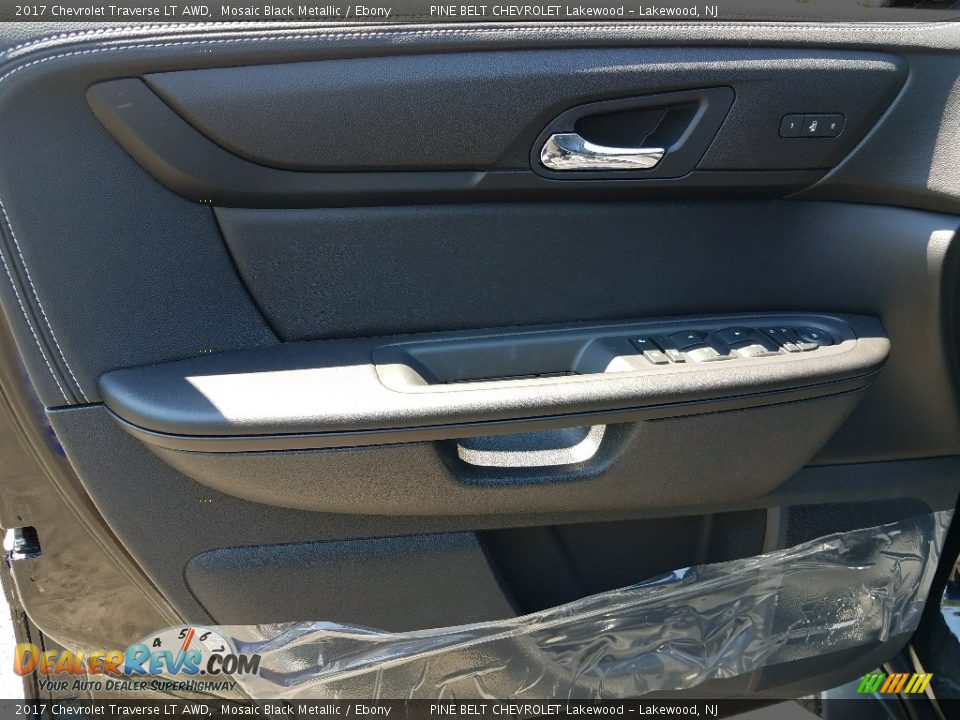 2017 Chevrolet Traverse LT AWD Mosaic Black Metallic / Ebony Photo #8