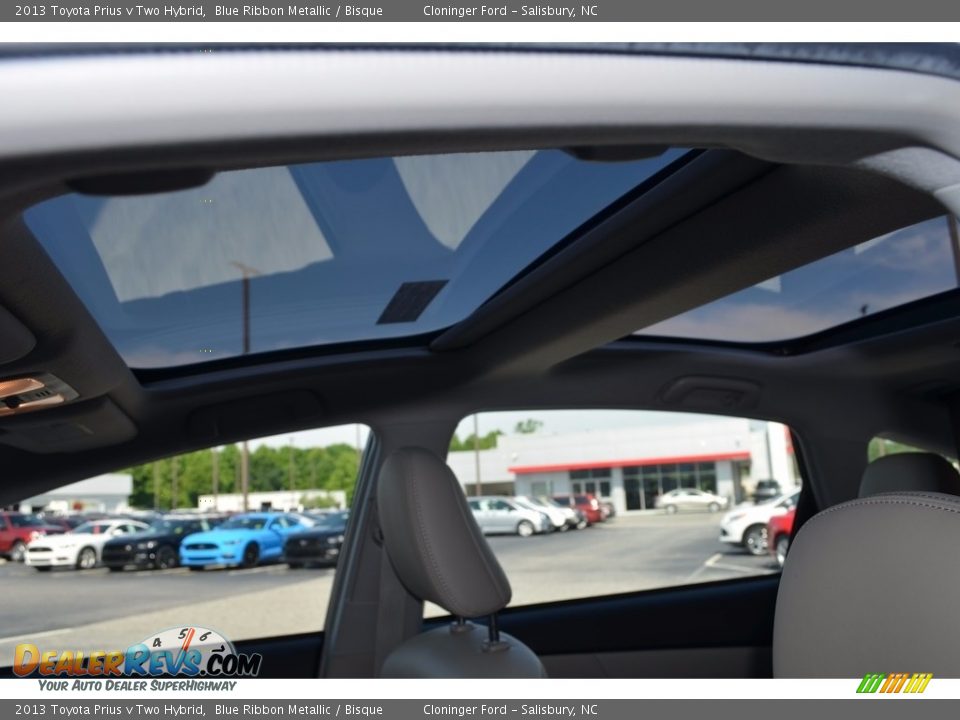 2013 Toyota Prius v Two Hybrid Blue Ribbon Metallic / Bisque Photo #10