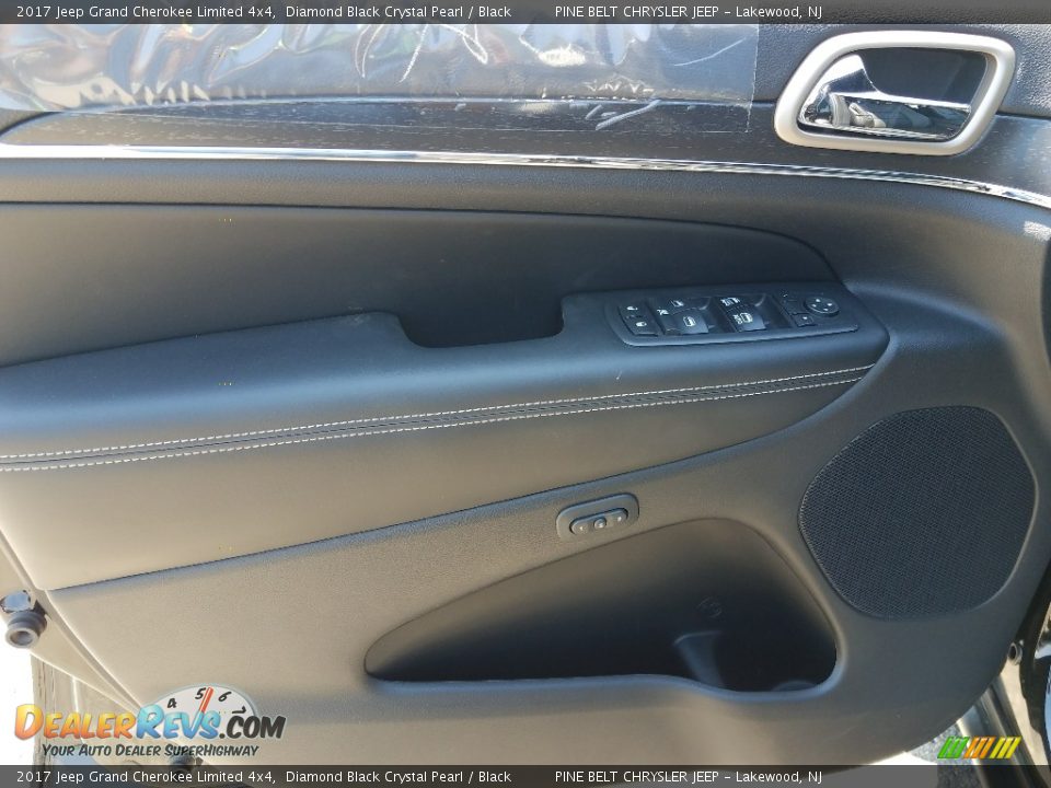 2017 Jeep Grand Cherokee Limited 4x4 Diamond Black Crystal Pearl / Black Photo #8