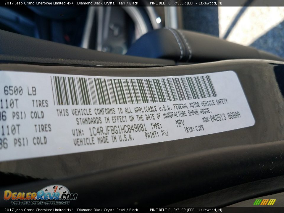 2017 Jeep Grand Cherokee Limited 4x4 Diamond Black Crystal Pearl / Black Photo #9