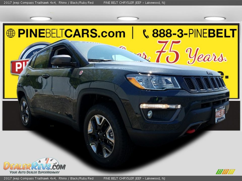 2017 Jeep Compass Trailhawk 4x4 Rhino / Black/Ruby Red Photo #1
