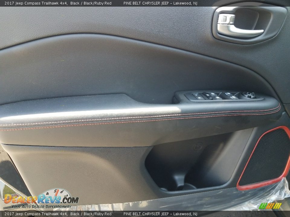 2017 Jeep Compass Trailhawk 4x4 Black / Black/Ruby Red Photo #8