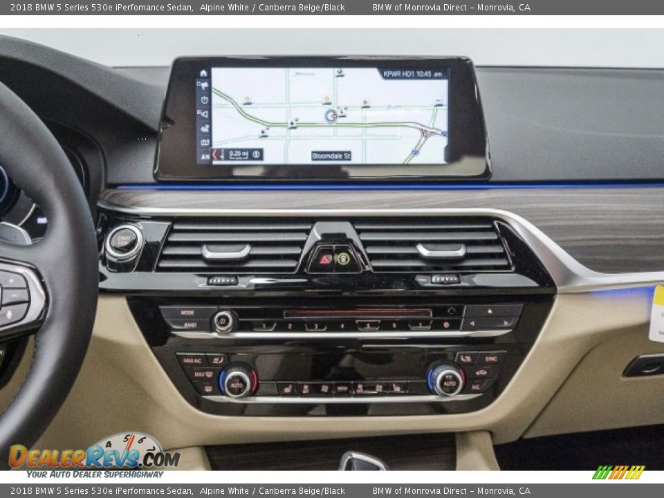 Controls of 2018 BMW 5 Series 530e iPerfomance Sedan Photo #6