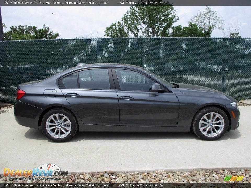 2017 BMW 3 Series 320i xDrive Sedan Mineral Grey Metallic / Black Photo #2