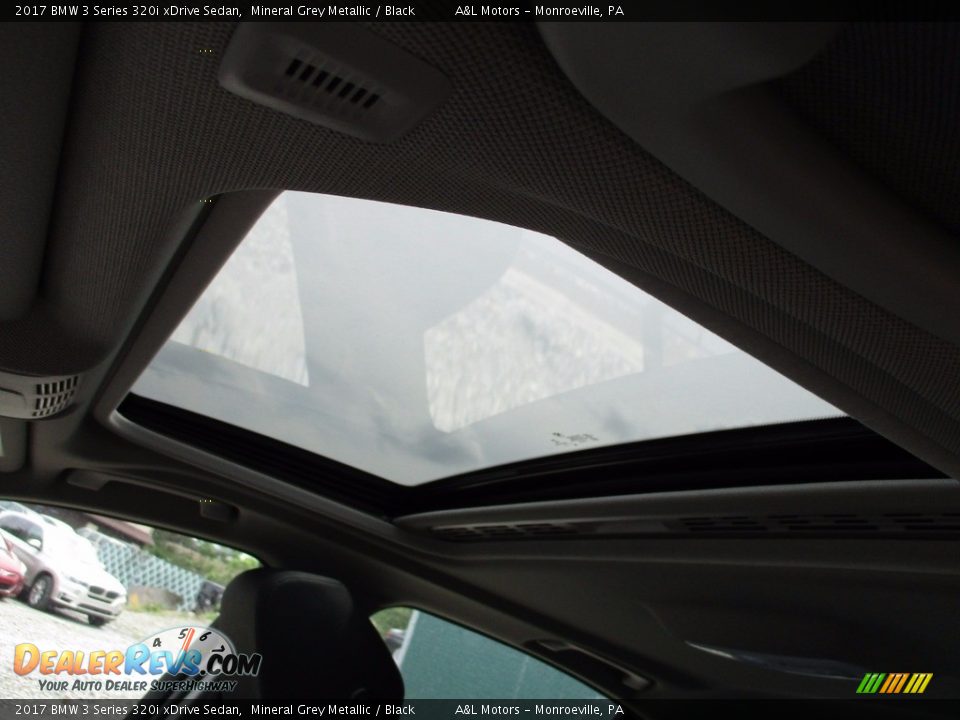 2017 BMW 3 Series 320i xDrive Sedan Mineral Grey Metallic / Black Photo #11