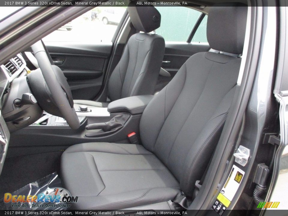 2017 BMW 3 Series 320i xDrive Sedan Mineral Grey Metallic / Black Photo #12