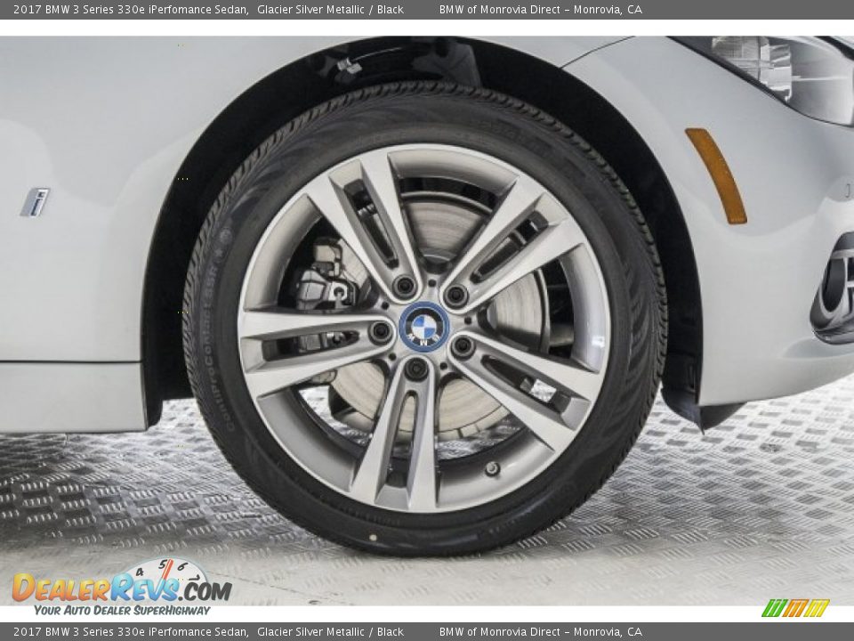 2017 BMW 3 Series 330e iPerfomance Sedan Glacier Silver Metallic / Black Photo #9