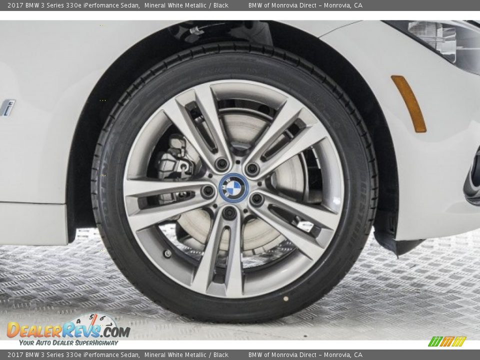 2017 BMW 3 Series 330e iPerfomance Sedan Mineral White Metallic / Black Photo #9