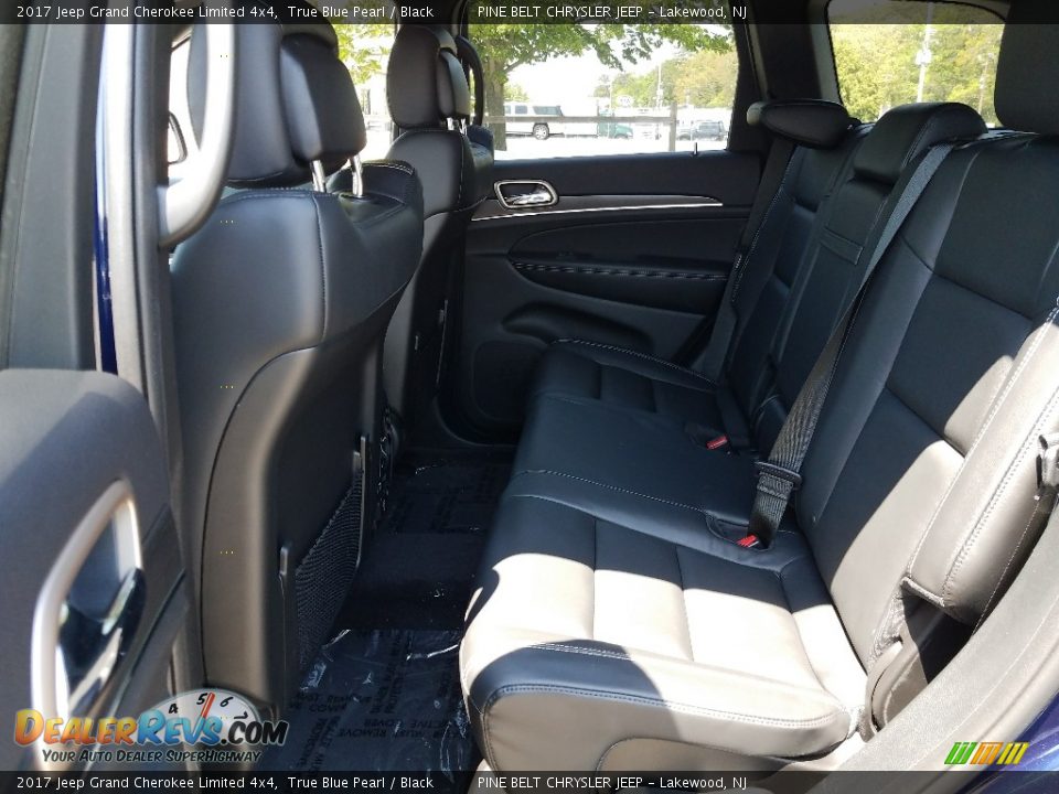 2017 Jeep Grand Cherokee Limited 4x4 True Blue Pearl / Black Photo #6