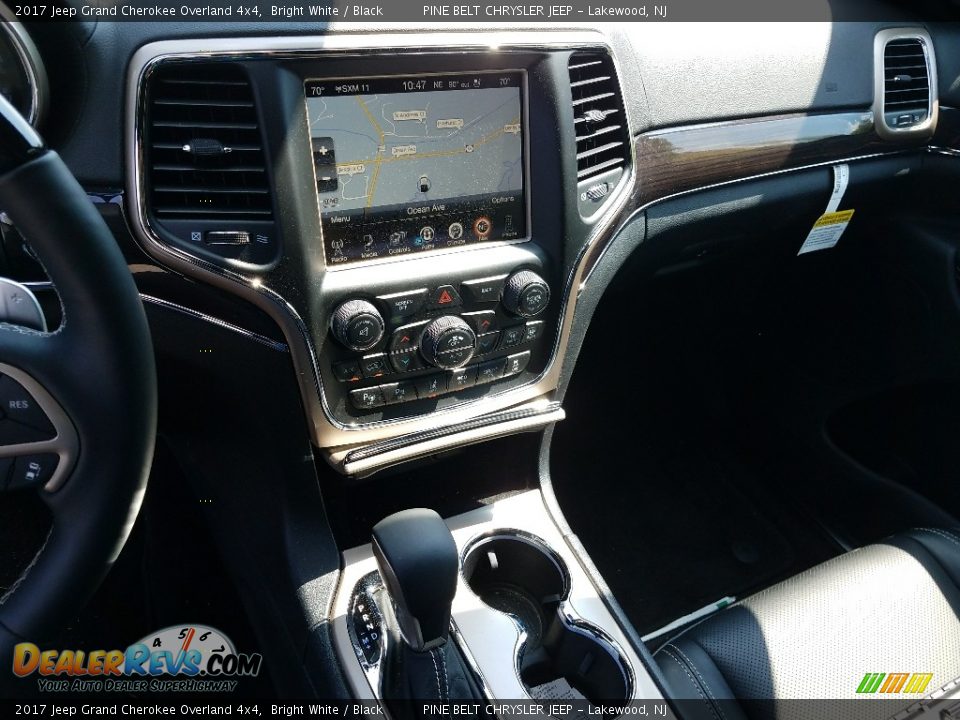 2017 Jeep Grand Cherokee Overland 4x4 Bright White / Black Photo #11