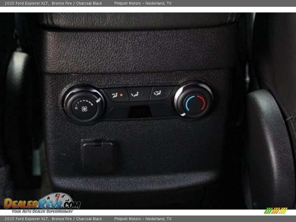 2015 Ford Explorer XLT Bronze Fire / Charcoal Black Photo #22