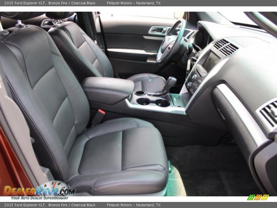 2015 Ford Explorer XLT Bronze Fire / Charcoal Black Photo #32