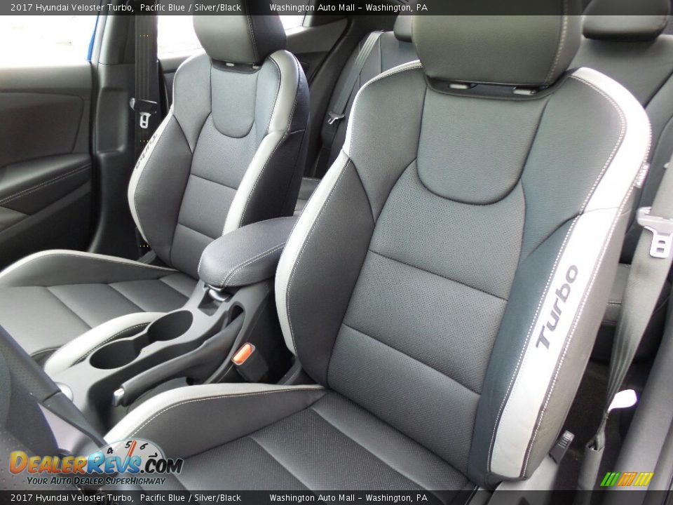 Front Seat of 2017 Hyundai Veloster Turbo Photo #10