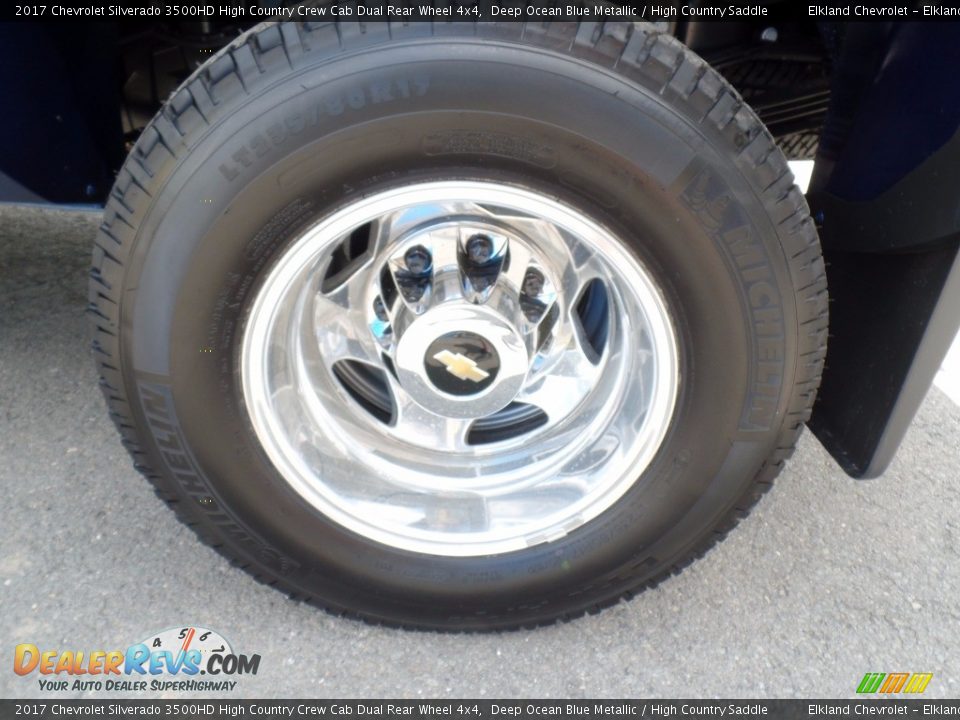 2017 Chevrolet Silverado 3500HD High Country Crew Cab Dual Rear Wheel 4x4 Deep Ocean Blue Metallic / High Country Saddle Photo #9