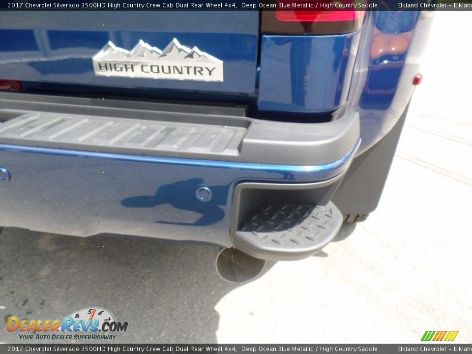 2017 Chevrolet Silverado 3500HD High Country Crew Cab Dual Rear Wheel 4x4 Deep Ocean Blue Metallic / High Country Saddle Photo #13
