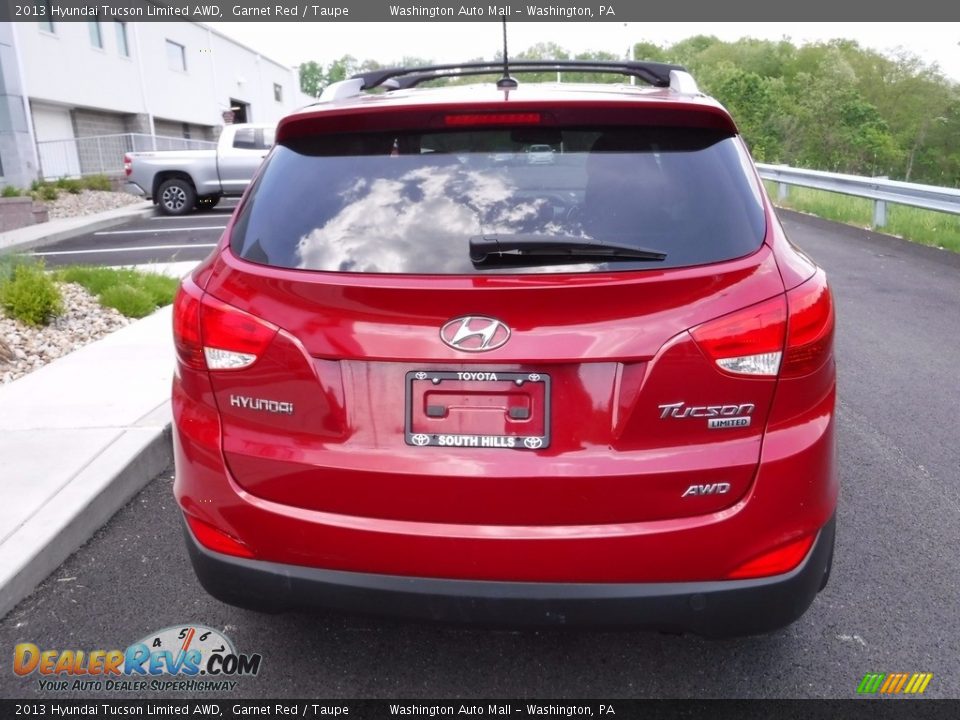 2013 Hyundai Tucson Limited AWD Garnet Red / Taupe Photo #8