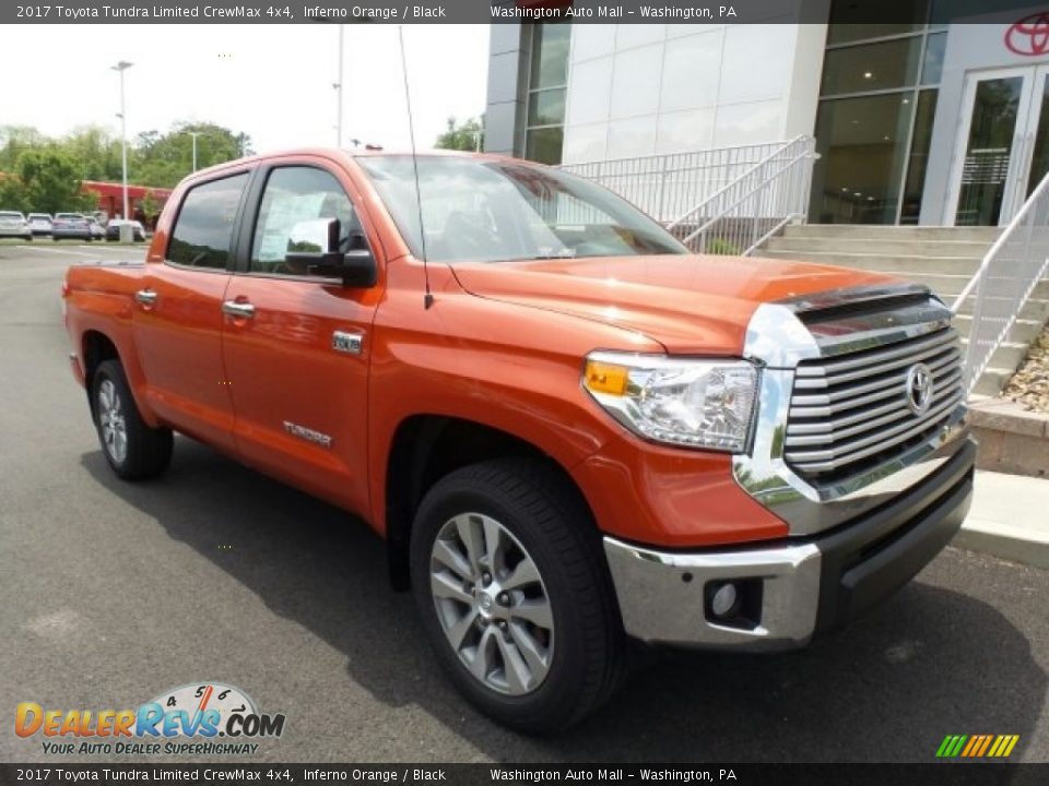 Front 3/4 View of 2017 Toyota Tundra Limited CrewMax 4x4 Photo #1