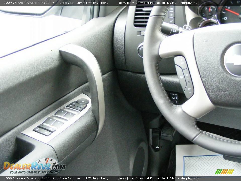 2009 Chevrolet Silverado 2500HD LT Crew Cab Summit White / Ebony Photo #14