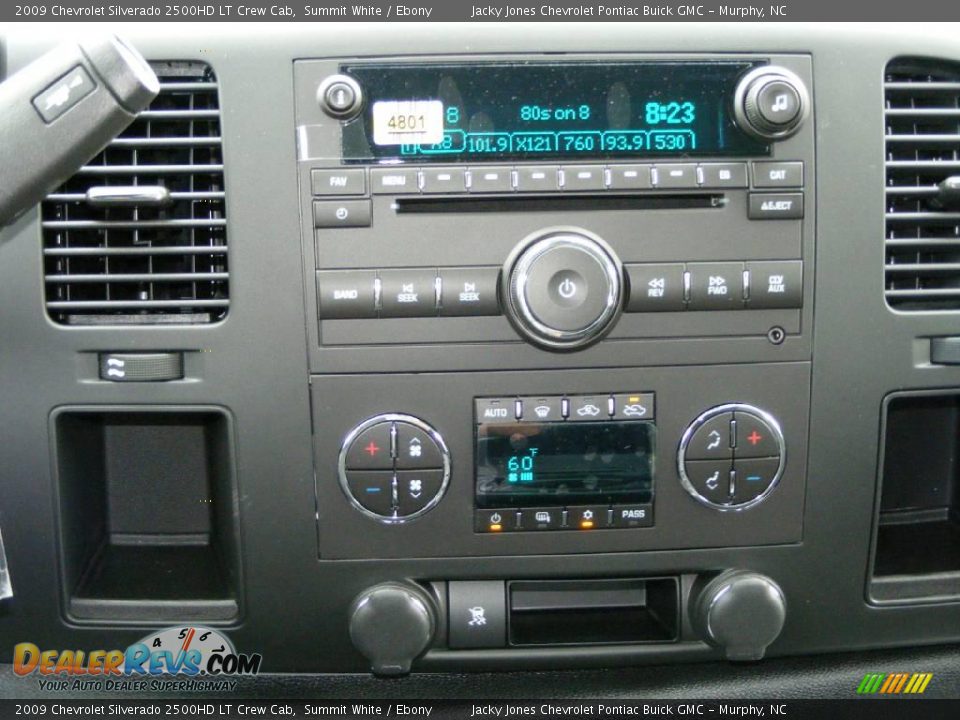 2009 Chevrolet Silverado 2500HD LT Crew Cab Summit White / Ebony Photo #16