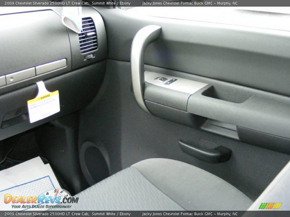 2009 Chevrolet Silverado 2500HD LT Crew Cab Summit White / Ebony Photo #18