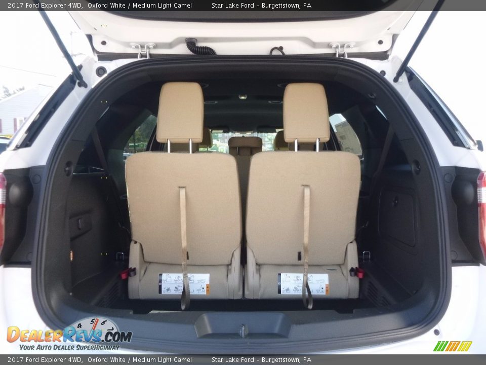 2017 Ford Explorer 4WD Oxford White / Medium Light Camel Photo #7