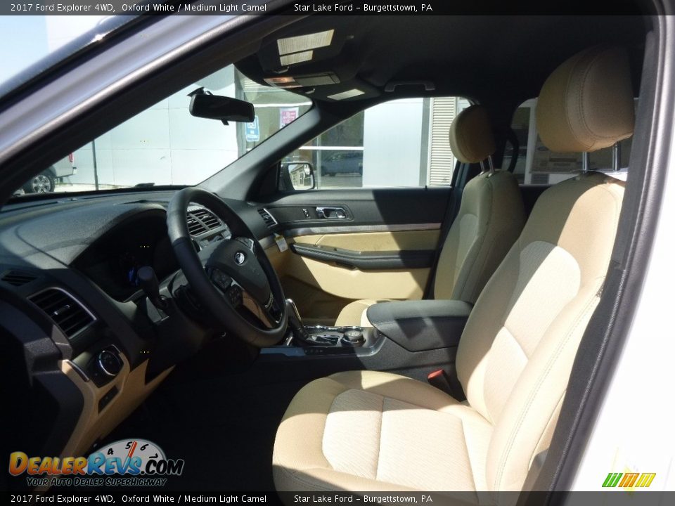 2017 Ford Explorer 4WD Oxford White / Medium Light Camel Photo #10