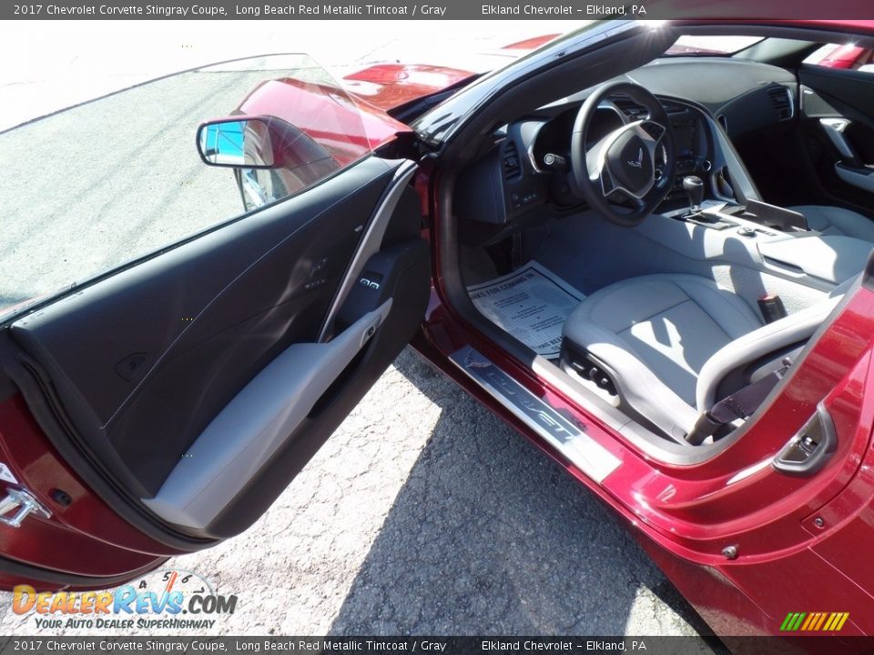 2017 Chevrolet Corvette Stingray Coupe Long Beach Red Metallic Tintcoat / Gray Photo #21