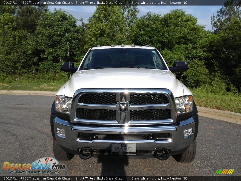 2017 Ram 4500 Tradesman Crew Cab Chassis Bright White / Black/Diesel Gray Photo #3