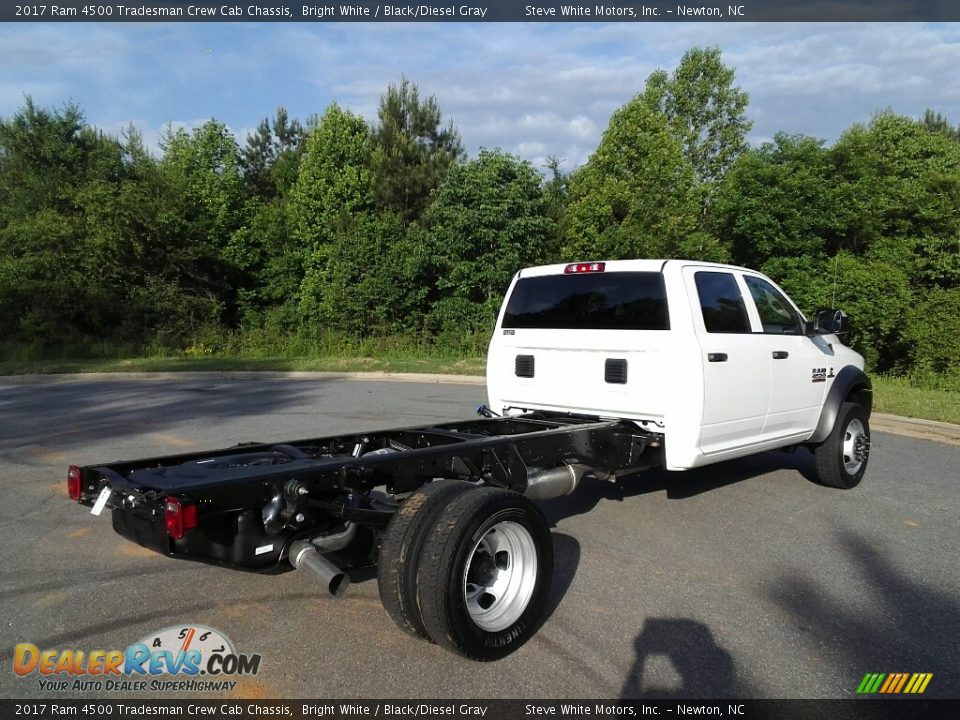 2017 Ram 4500 Tradesman Crew Cab Chassis Bright White / Black/Diesel Gray Photo #6