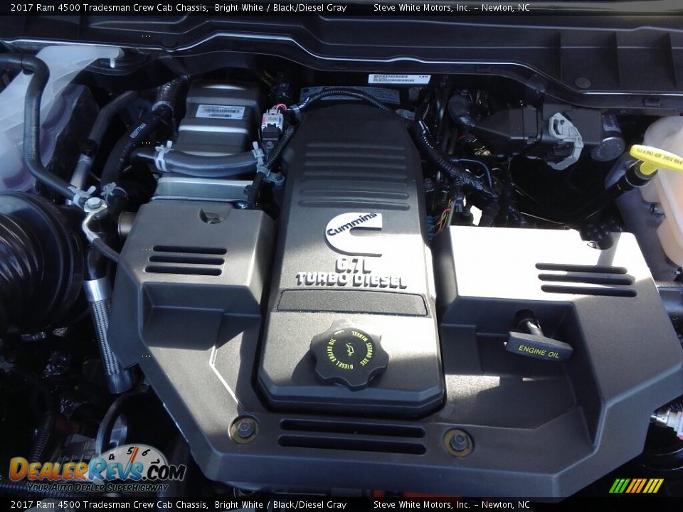 2017 Ram 4500 Tradesman Crew Cab Chassis Bright White / Black/Diesel Gray Photo #9