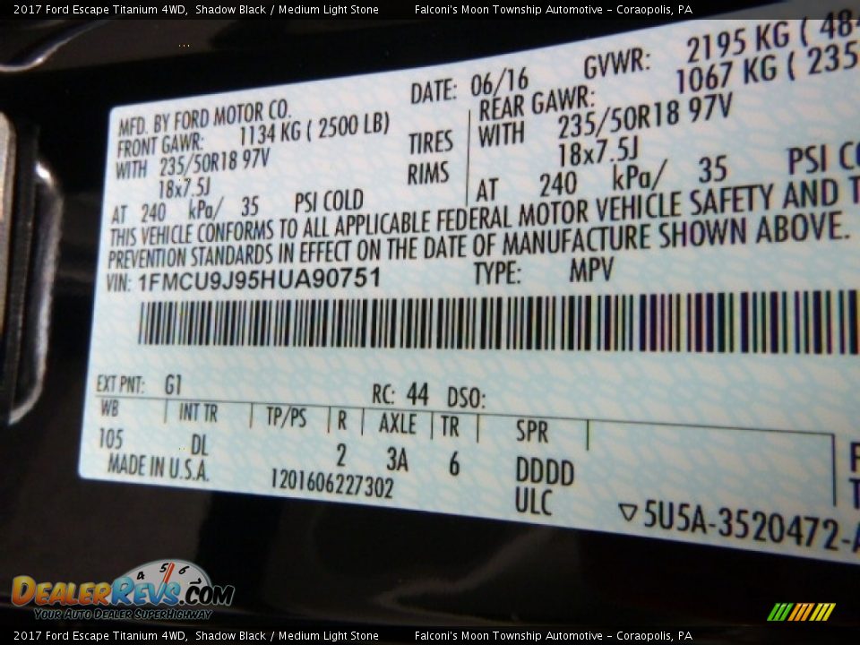 2017 Ford Escape Titanium 4WD Shadow Black / Medium Light Stone Photo #11
