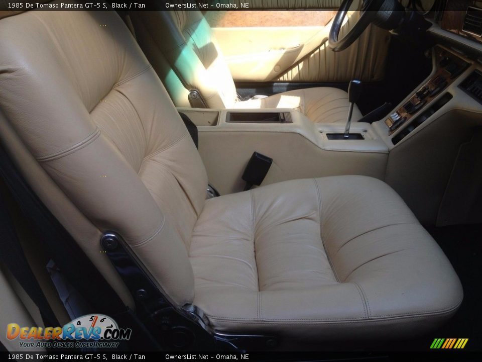 Front Seat of 1985 DeTomaso Pantera GT5-S Photo #16