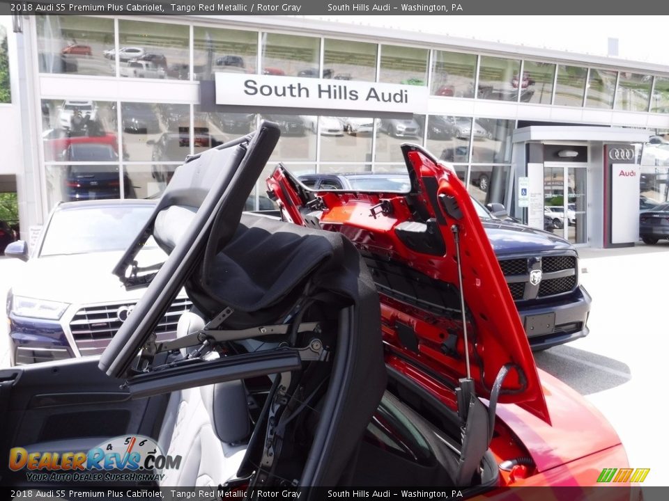 2018 Audi S5 Premium Plus Cabriolet Tango Red Metallic / Rotor Gray Photo #7