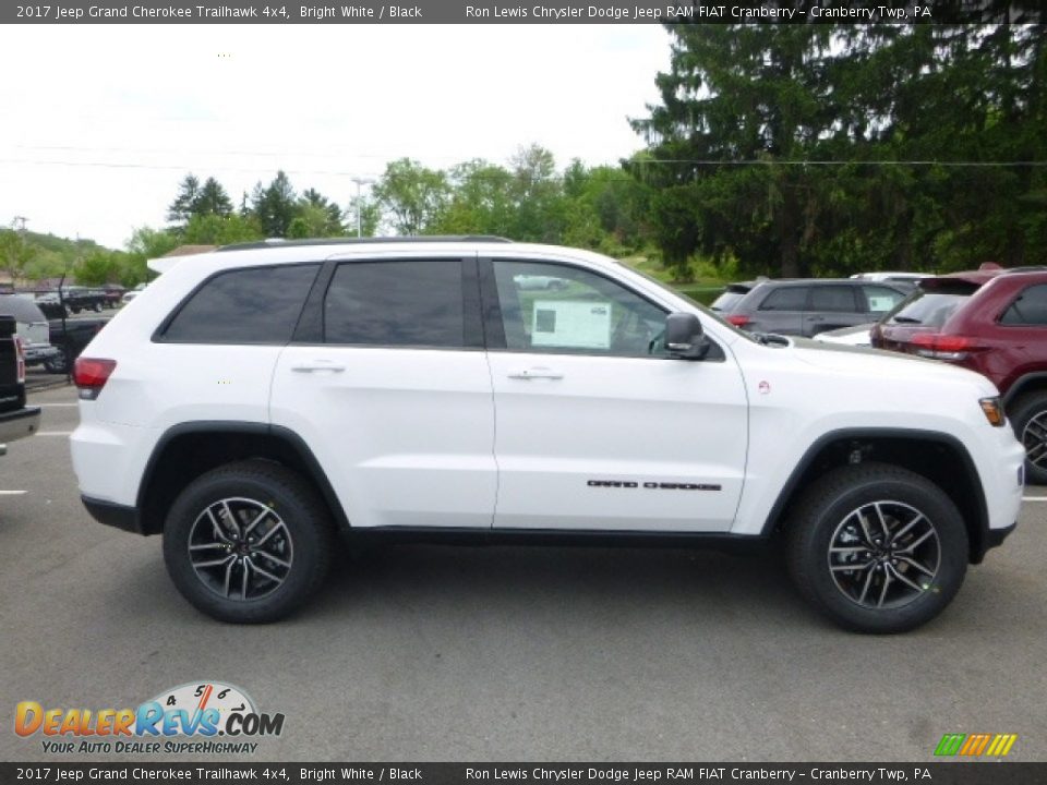 2017 Jeep Grand Cherokee Trailhawk 4x4 Bright White / Black Photo #6