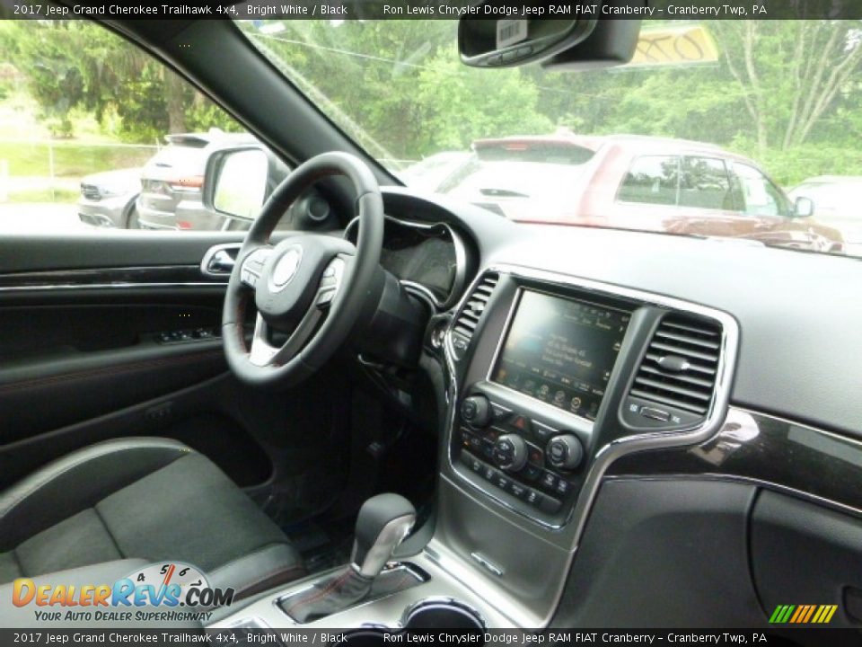 2017 Jeep Grand Cherokee Trailhawk 4x4 Bright White / Black Photo #8