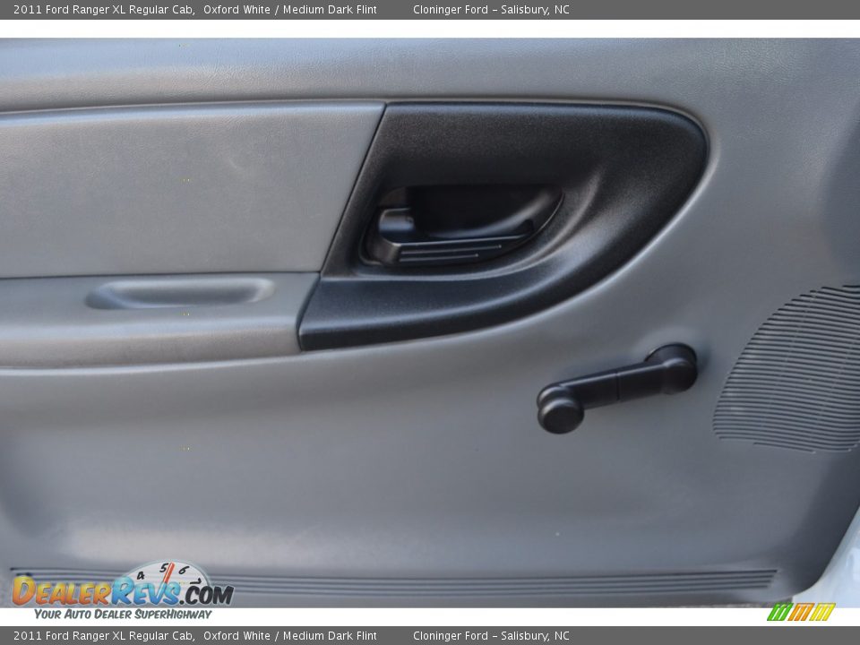 2011 Ford Ranger XL Regular Cab Oxford White / Medium Dark Flint Photo #9