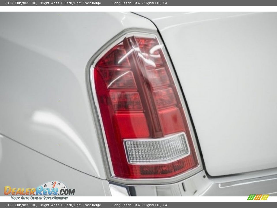 2014 Chrysler 300 Bright White / Black/Light Frost Beige Photo #20