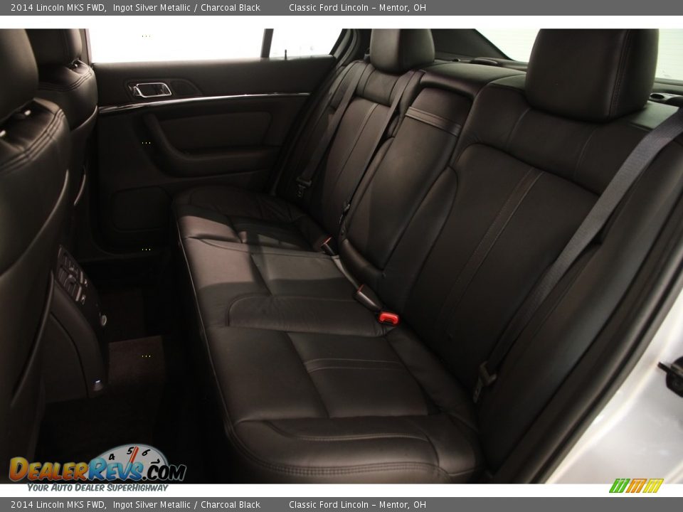 2014 Lincoln MKS FWD Ingot Silver Metallic / Charcoal Black Photo #17