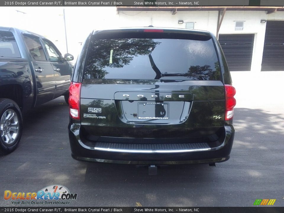 2016 Dodge Grand Caravan R/T Brilliant Black Crystal Pearl / Black Photo #7