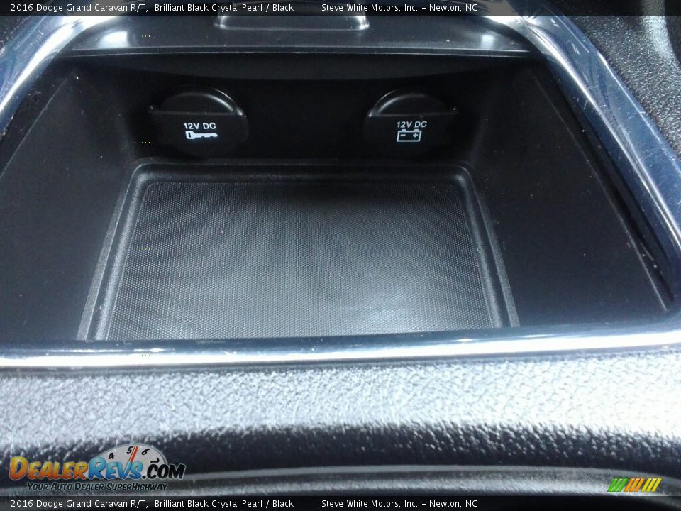 2016 Dodge Grand Caravan R/T Brilliant Black Crystal Pearl / Black Photo #28