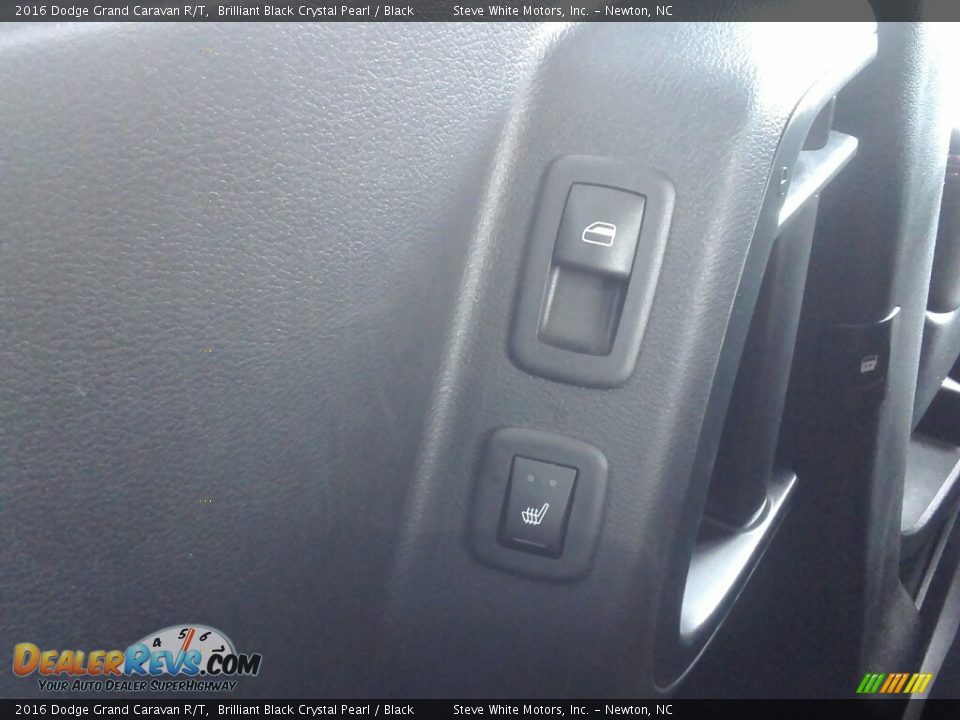 2016 Dodge Grand Caravan R/T Brilliant Black Crystal Pearl / Black Photo #35