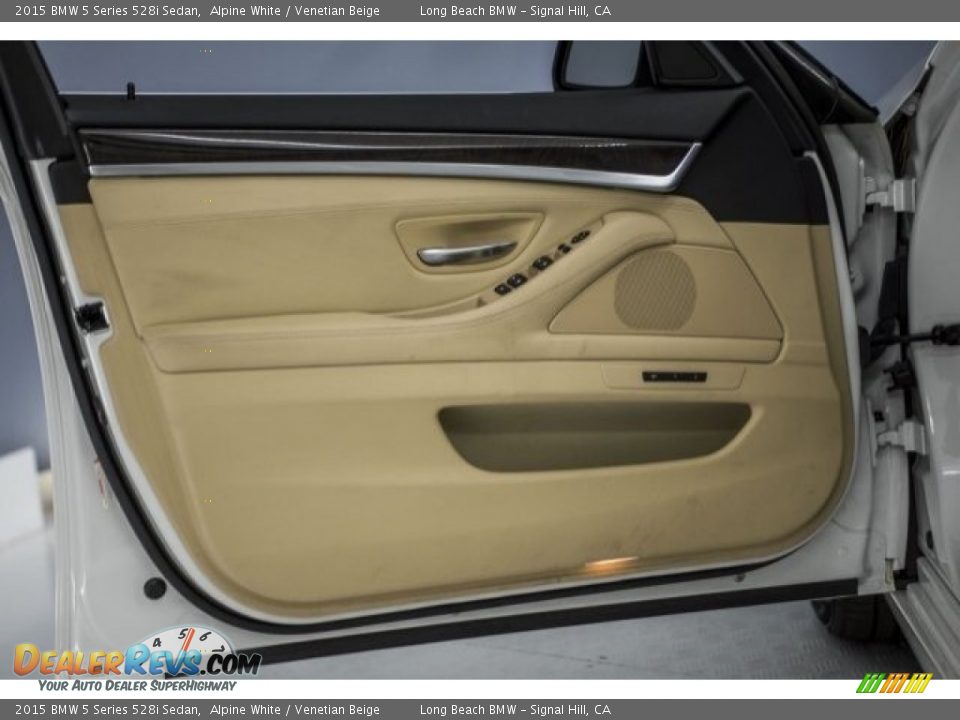 2015 BMW 5 Series 528i Sedan Alpine White / Venetian Beige Photo #19