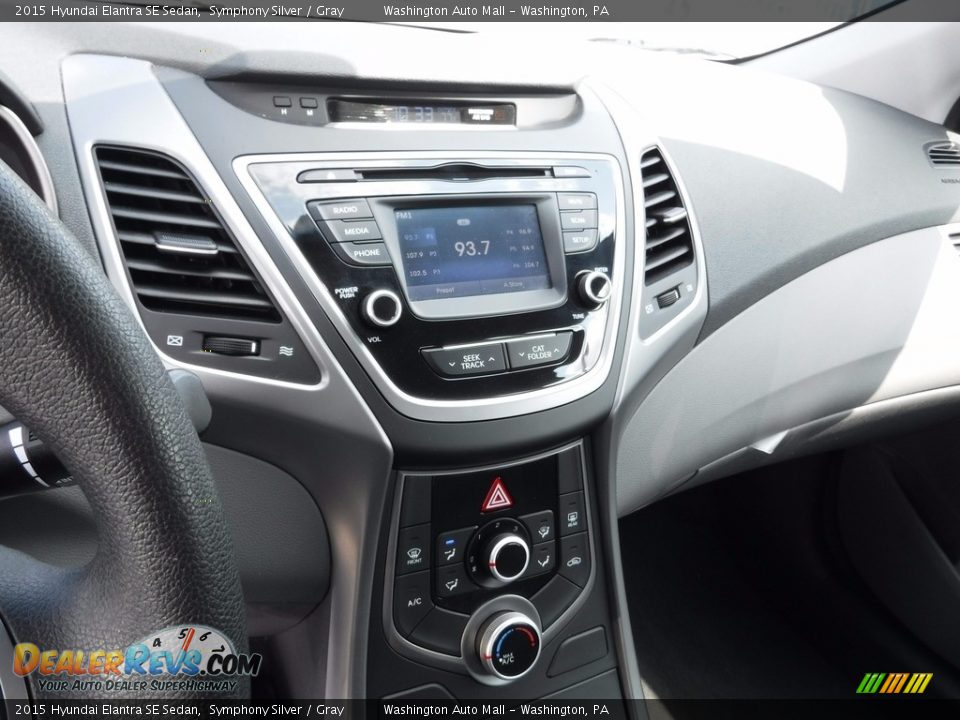 2015 Hyundai Elantra SE Sedan Symphony Silver / Gray Photo #15