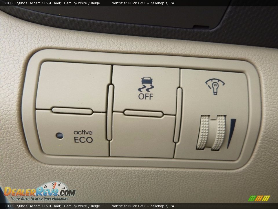 2012 Hyundai Accent GLS 4 Door Century White / Beige Photo #20