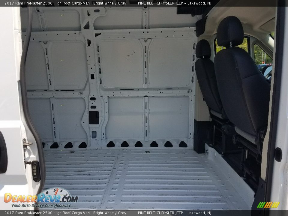 2017 Ram ProMaster 2500 High Roof Cargo Van Bright White / Gray Photo #7