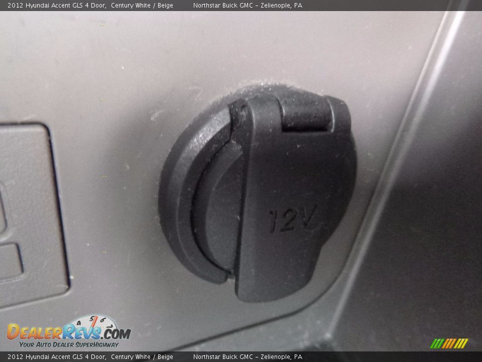 2012 Hyundai Accent GLS 4 Door Century White / Beige Photo #23