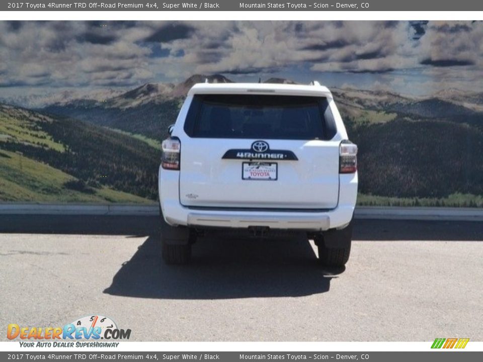2017 Toyota 4Runner TRD Off-Road Premium 4x4 Super White / Black Photo #4