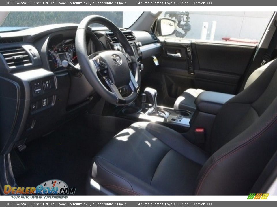 2017 Toyota 4Runner TRD Off-Road Premium 4x4 Super White / Black Photo #5