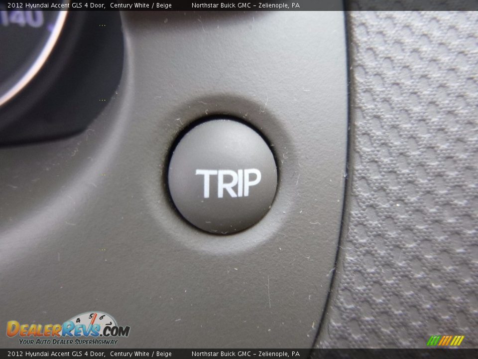 2012 Hyundai Accent GLS 4 Door Century White / Beige Photo #29
